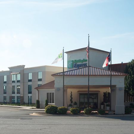 Holiday Inn Express Hickory - Hickory Mart By Ihg Kültér fotó