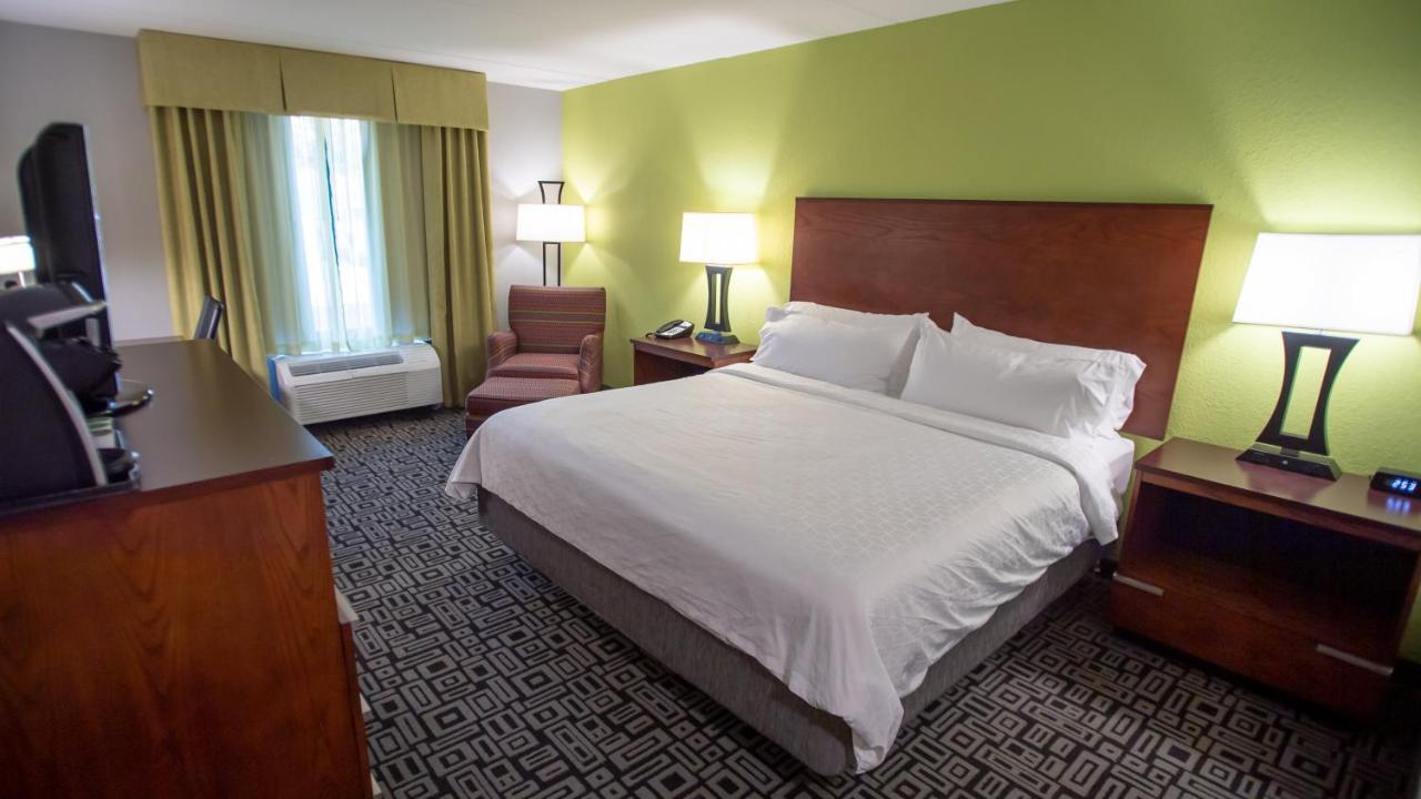 Holiday Inn Express Hickory - Hickory Mart By Ihg Kültér fotó